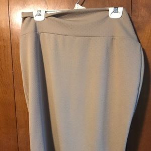 LuLaRoe 2XL Cassie Tan